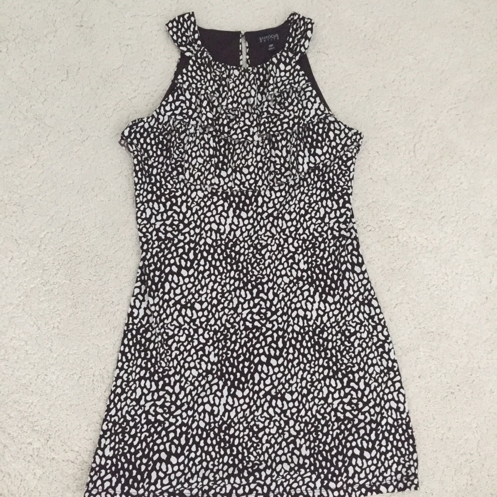 Brown and white short summer dress